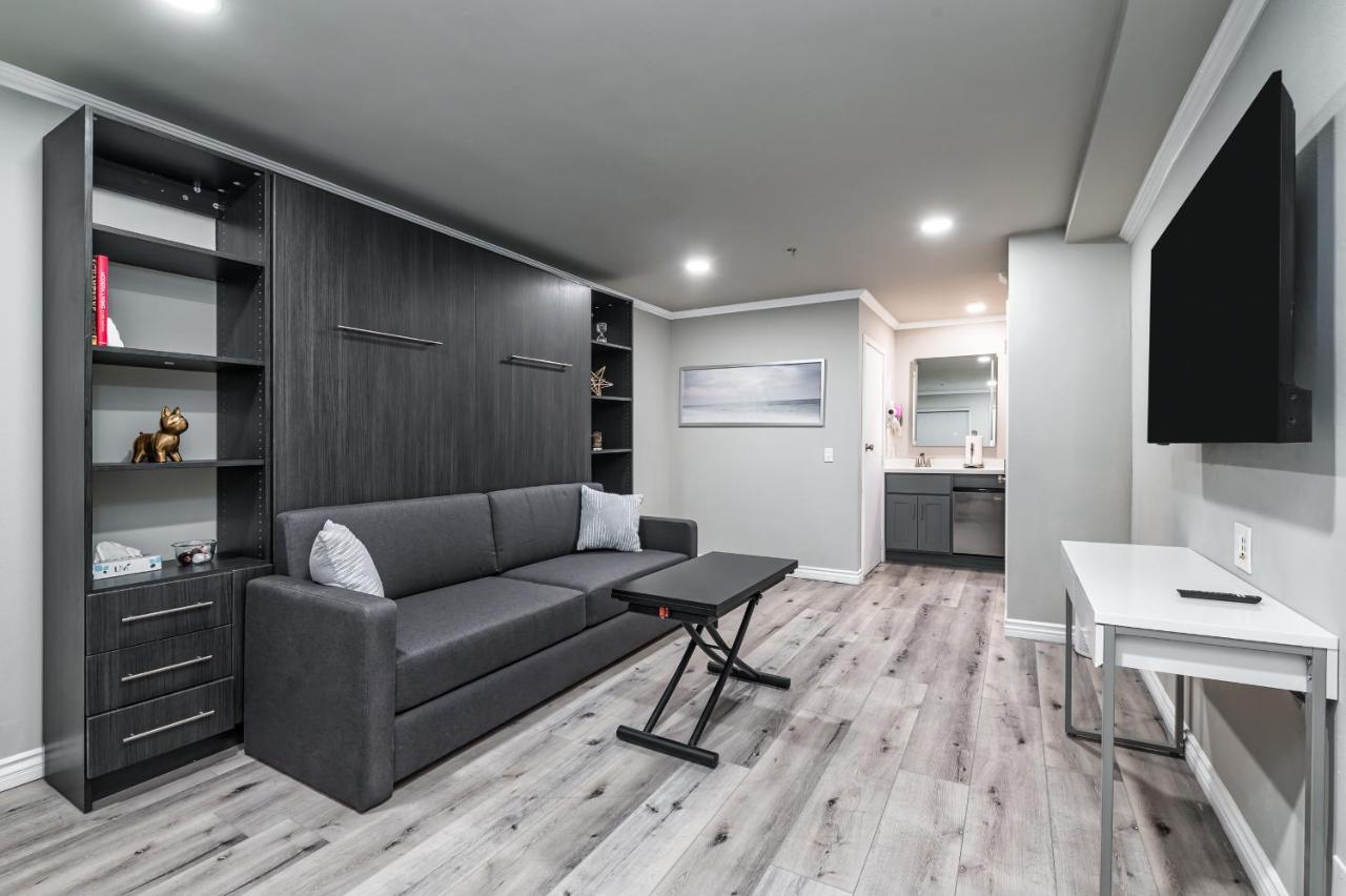 Omeo Suites Alhambra Bagian luar foto
