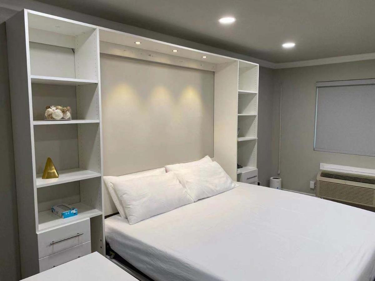 Omeo Suites Alhambra Bagian luar foto