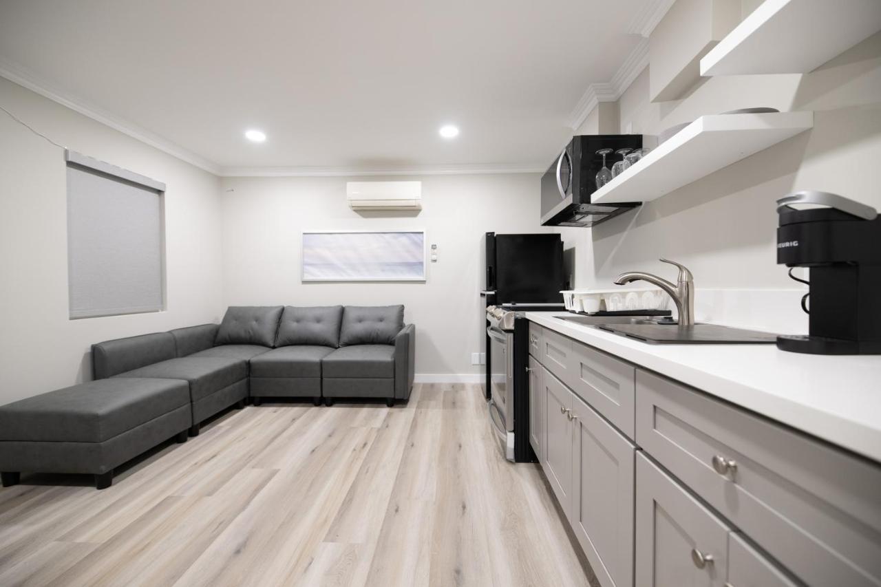 Omeo Suites Alhambra Bagian luar foto