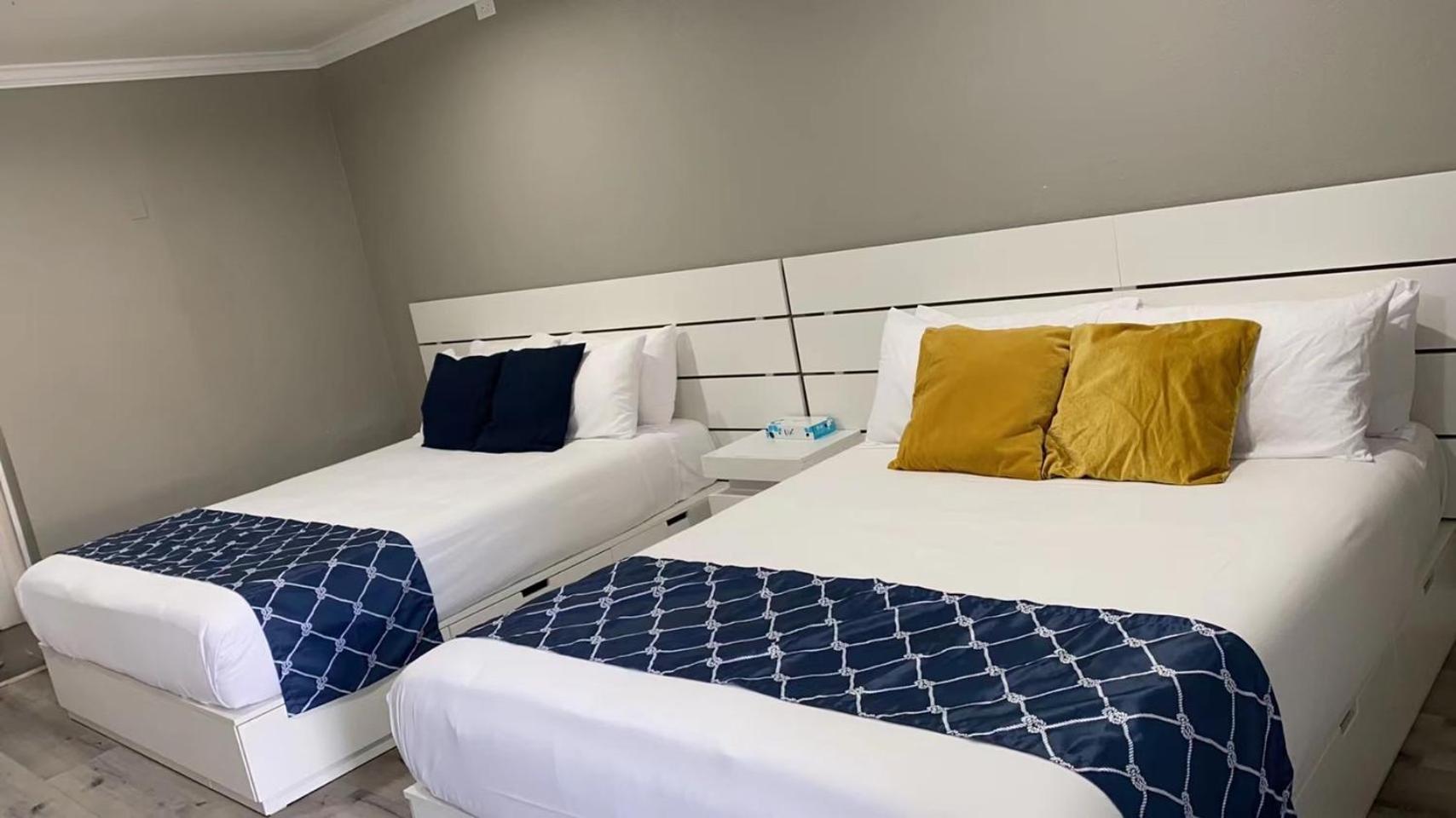 Omeo Suites Alhambra Ruang foto