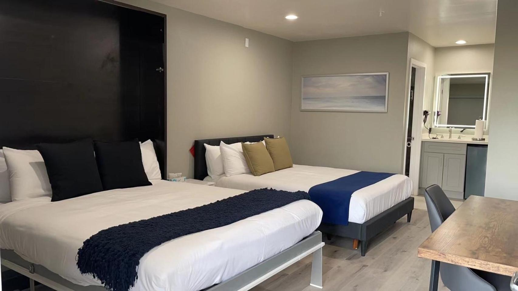 Omeo Suites Alhambra Ruang foto