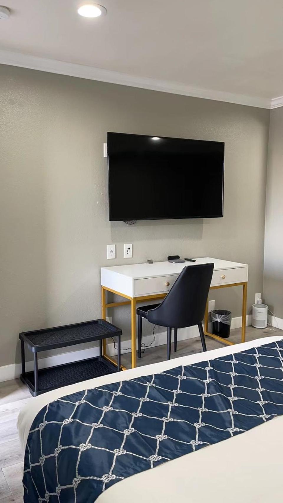 Omeo Suites Alhambra Ruang foto